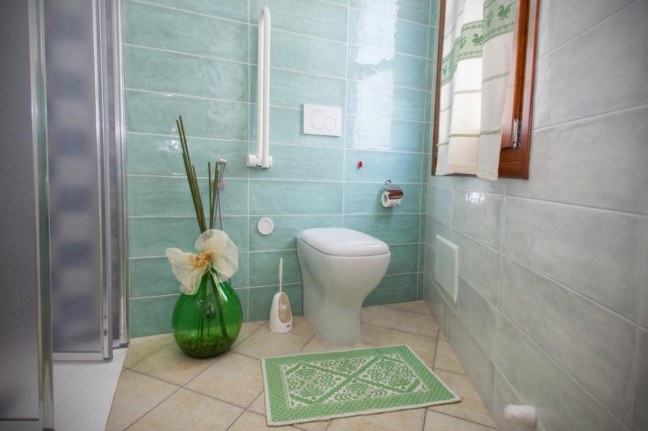 Holiday Room Sa Tebia Ористано Екстер'єр фото